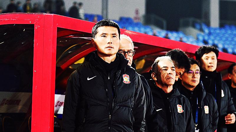 青岛西海岸再次支援国足！