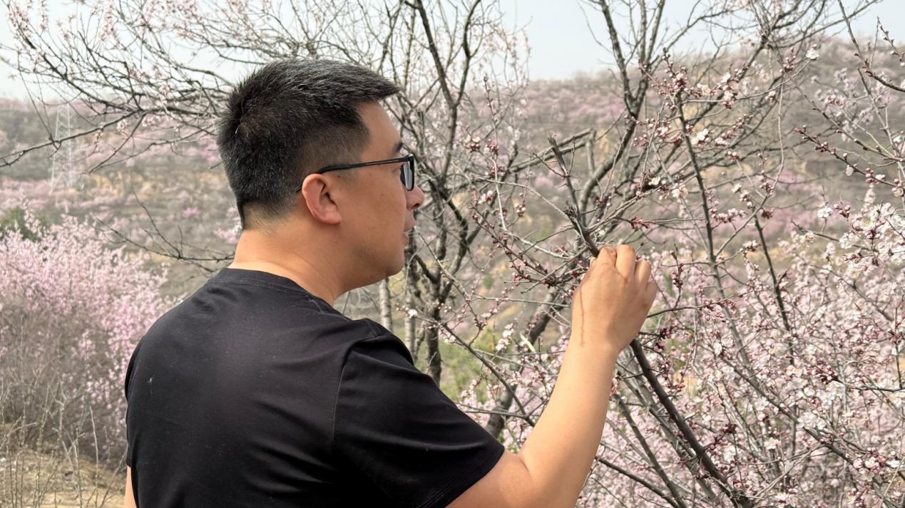 六防黑科技重装越野Vbrex六防T恤实测，防油污防汗臭解决夏季痛点