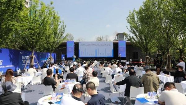 观山湖的下半场，为什么是小龙滩？