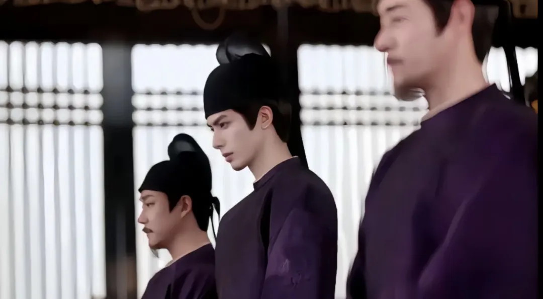 人火了脸也丢尽了