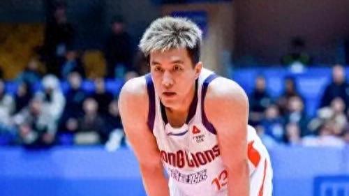 11中3！郭艾伦又成输球背锅侠，三重真相打开球迷偏见