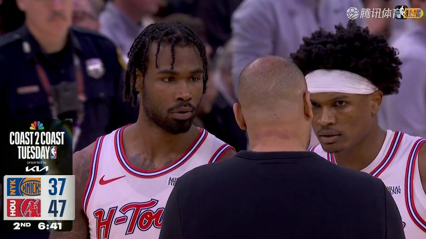 17分大胜！杜兰特27+6+8，赛后布伦森直接走入通道，阿杜接受采访