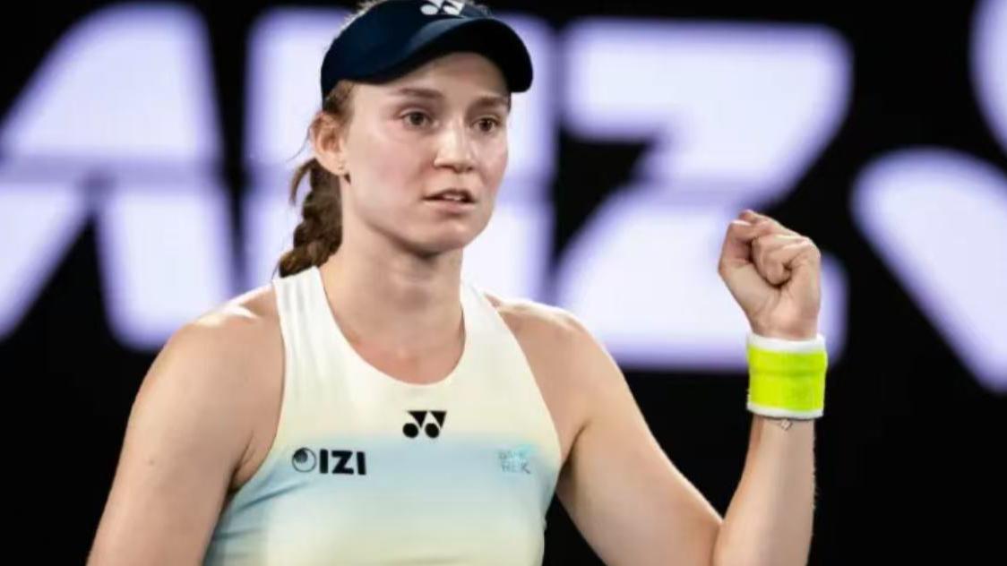 伟大的2-1！莱巴金娜决胜盘0-3落后翻盘，2-1力克萨巴伦卡首夺澳网冠军+2000万