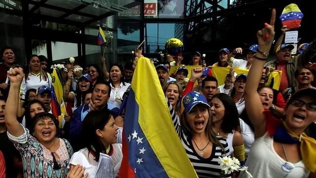 委内瑞拉和美国重新建交，居然有人质疑当初的对抗？