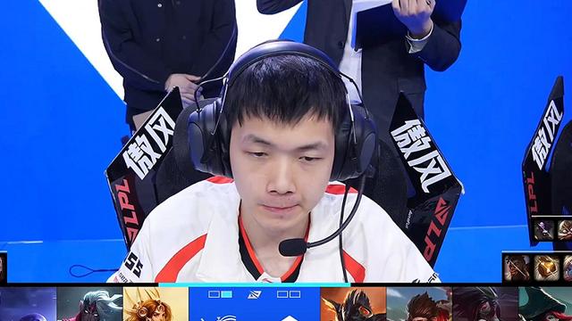 AL击败TES！水晶哥看369鳄鱼团战提前开大：发挥的像个新人