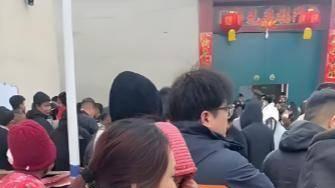 32岁男子花30多万娶二婚妻不让碰，妻子：生理期被强迫，被家暴和囚禁，但感情未破裂，坚决不离