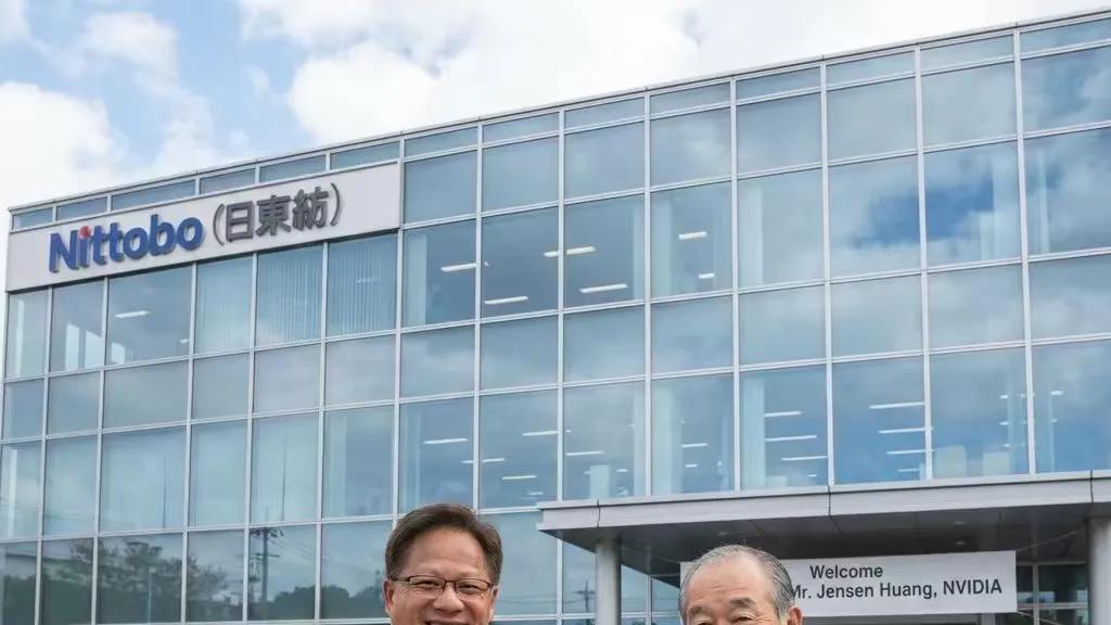 这家日企卡住了AI芯片的脖子，黄仁勋亲自登门抢购！