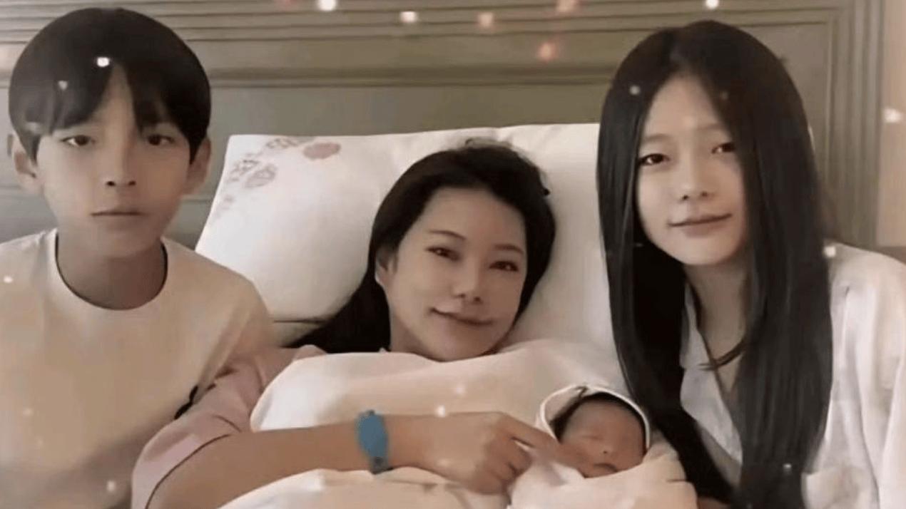 ​汪小菲带小玥儿为新生儿选礼 女儿温柔无抵触超治愈