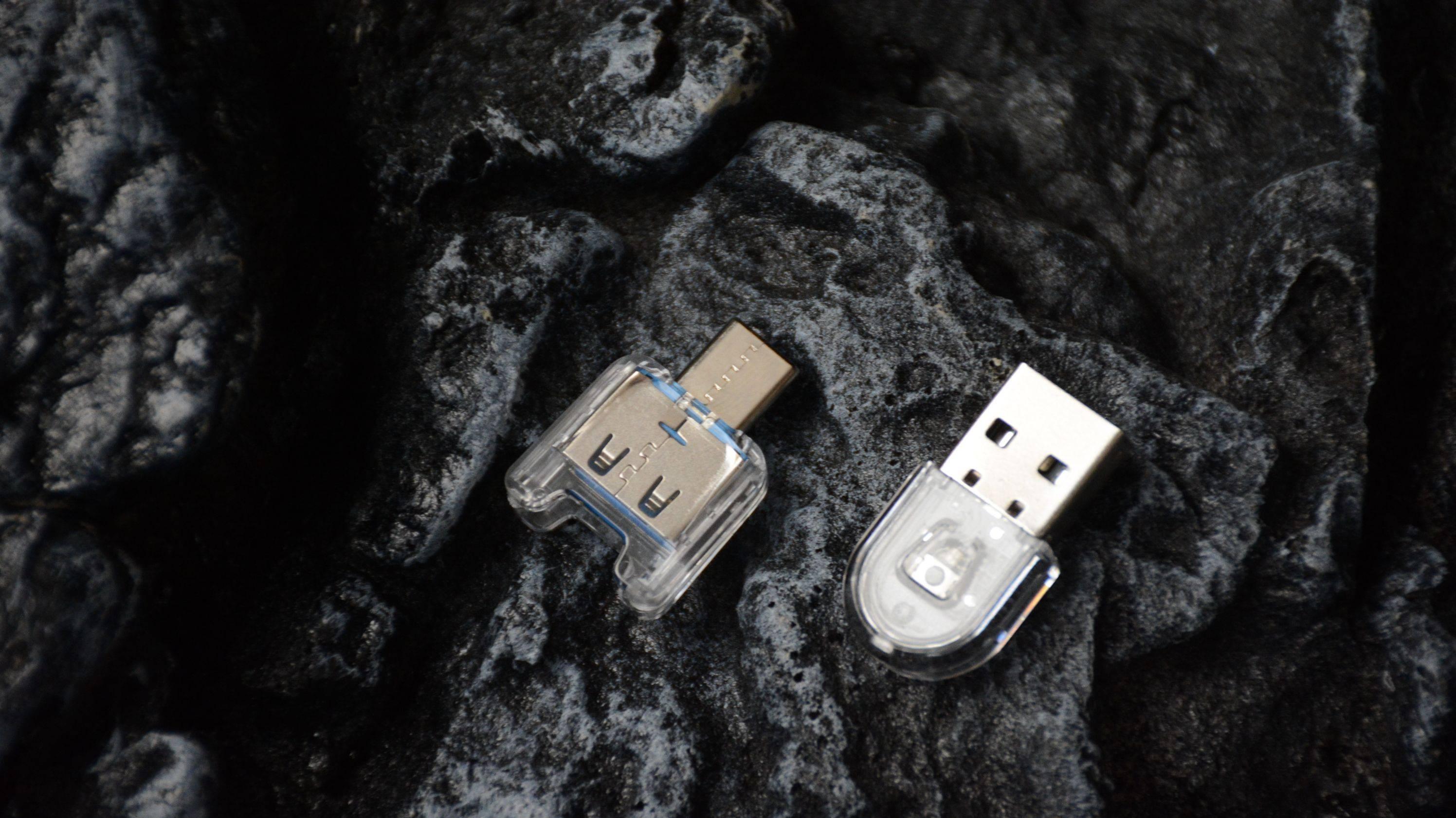 游戏手柄搅局者！西圣GC1游戏手柄：百元价位硬刚旗舰