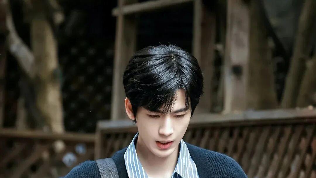 老钱风穿搭：没有一个logo，但懂行的人一看就知道你是什么段位。