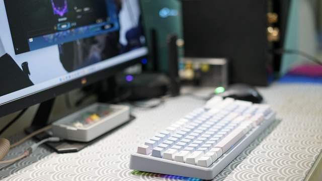 98键Gasket键盘，竟有如此“软弹”体验！雷柏V700 DIY-98评测