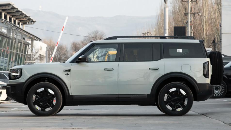 可代步可越野，福特智趣烈马实力不俗，解锁不一样的用车体验