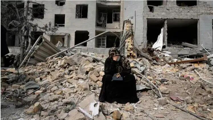 天上美以轰炸，地上恶性通货膨胀，无数伊朗家庭坠入深渊？