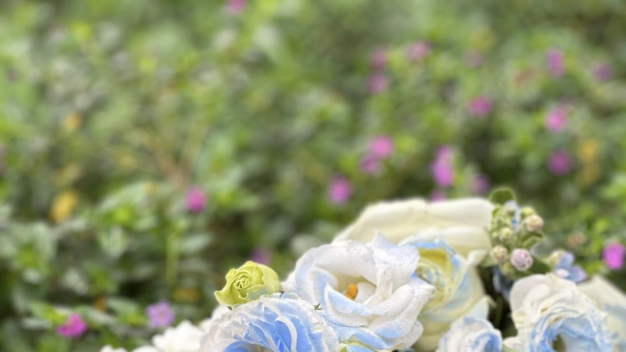 以为年轻人不婚不育是潇洒？背后育儿压力才是真相