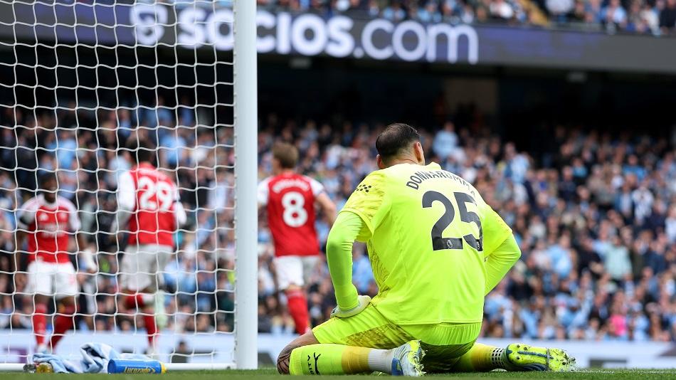 多纳鲁马超巨失误，英超神奇变天：阿森纳输天王山，哈兰德惊艳绝杀