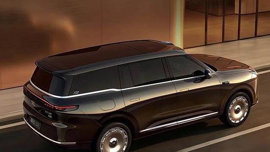 搭三电机矢量四驱 智己LS9 HYPER官图发布