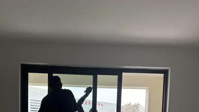 客厅拆下来的推拉门只能扔掉？看了网友的做法，发现自己亏大了