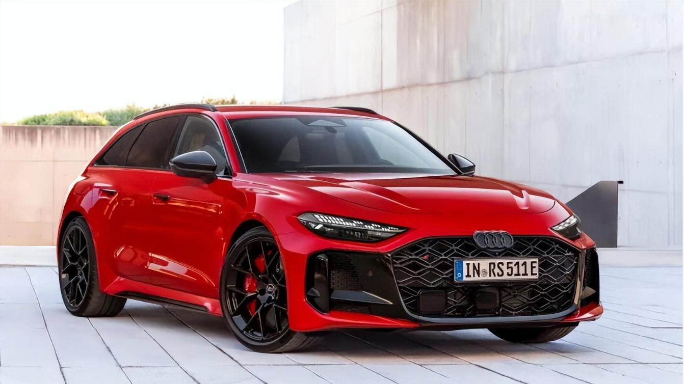 全新奥迪RS 5正式发布，首次搭载插电混动系统