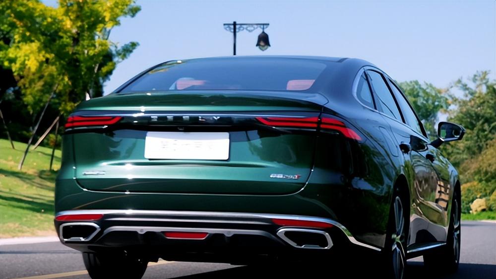 养底盘稳操控，购帝豪享0息！国民家轿的省心打开方式