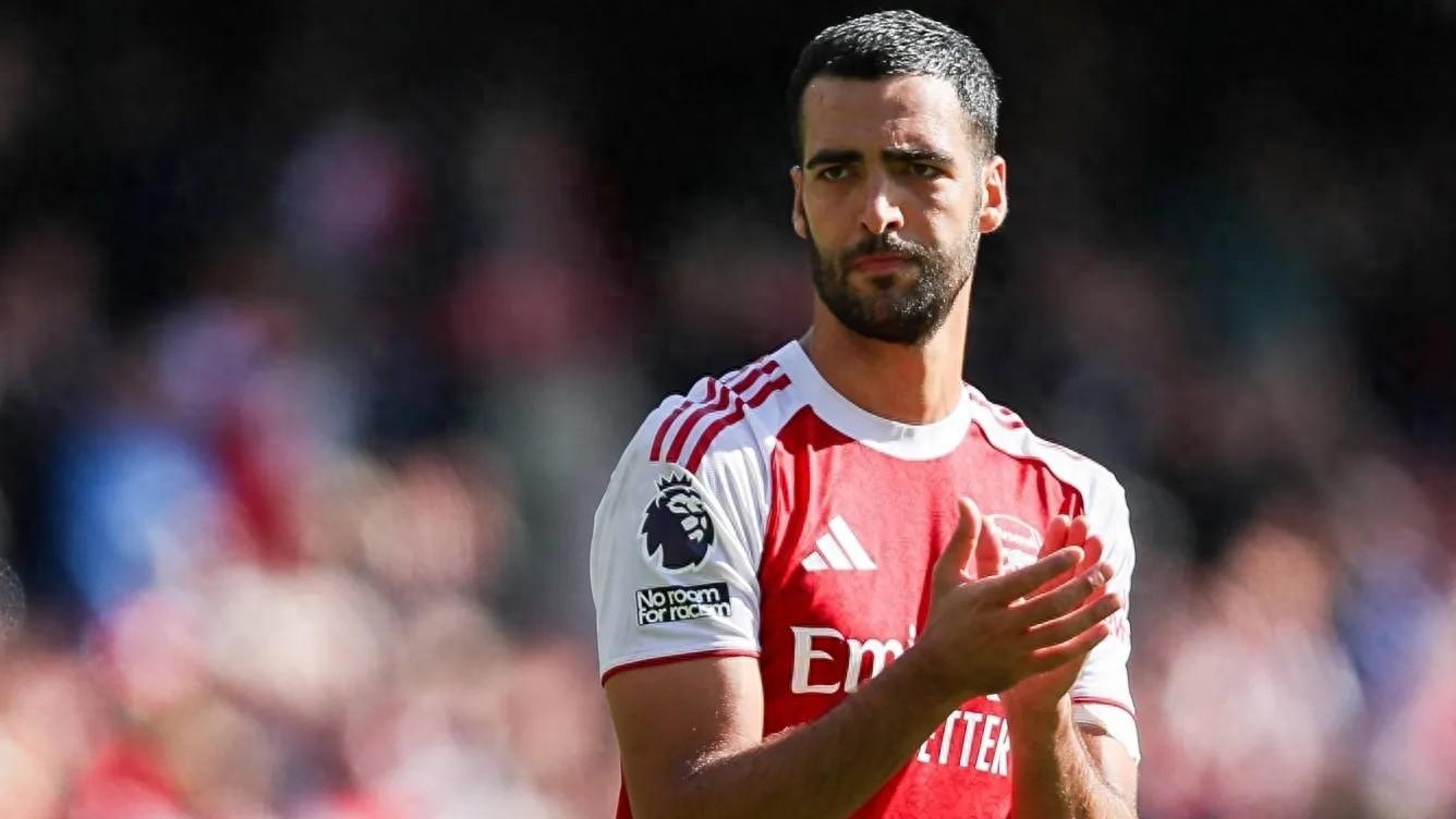 西媒：阿森纳中场梅里诺周一接受手术