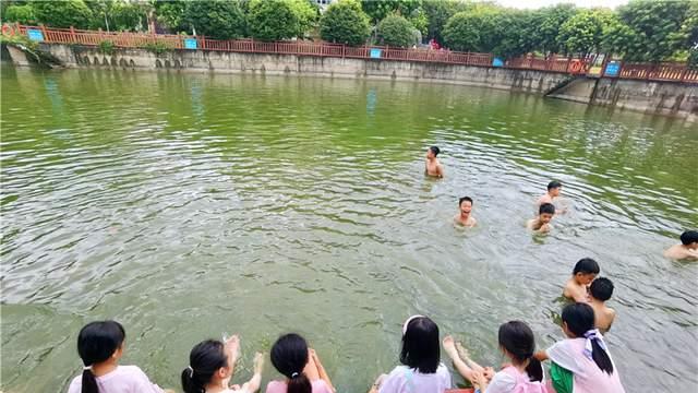 岭南水乡的黄昏，藏着我们回不去的童年，还有记忆深处的乡愁