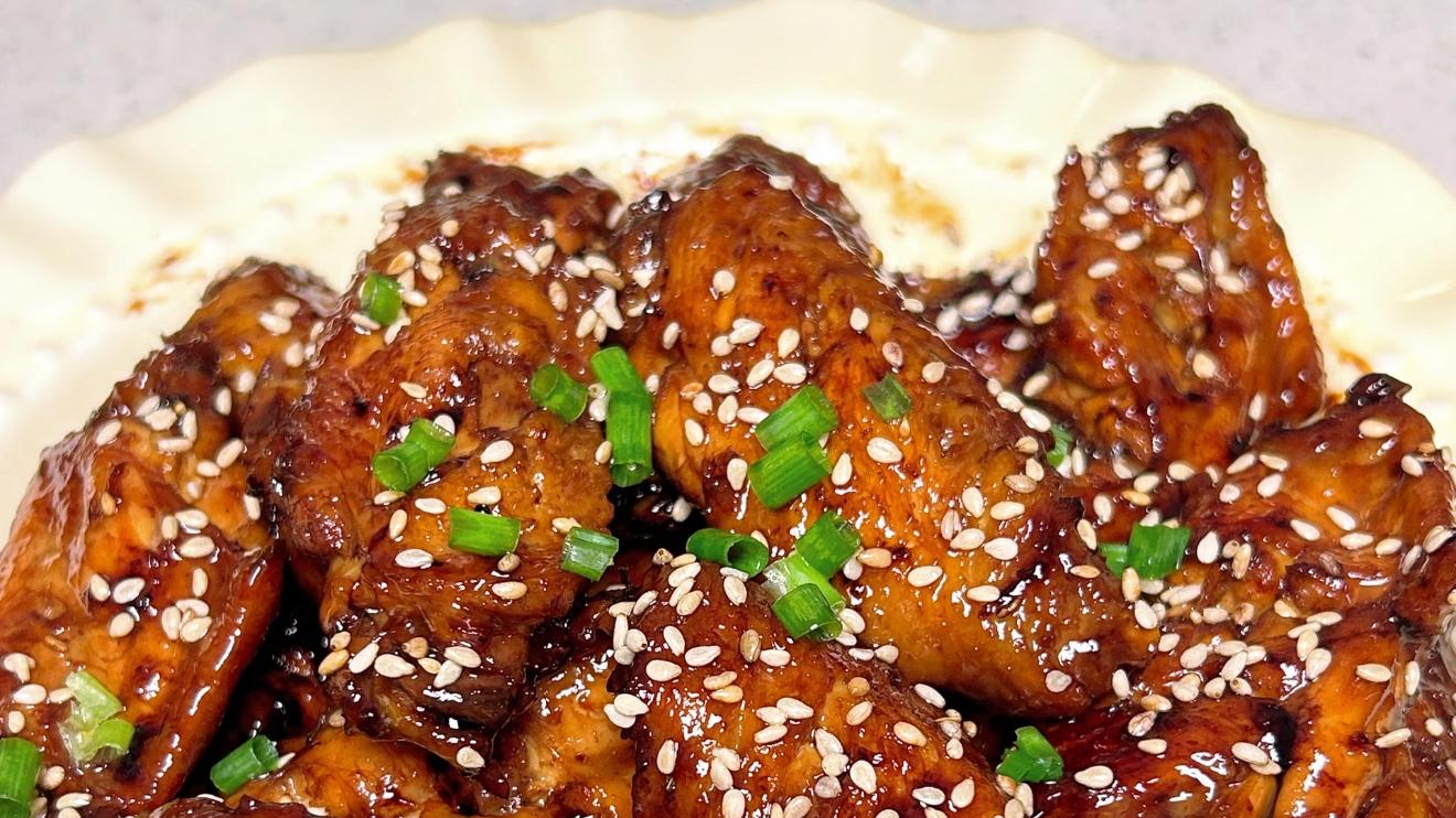 可乐鸡翅欢乐派：一口甜香，快乐满格