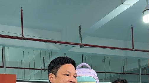 这位 80 后老板，凭什么圈粉百万？