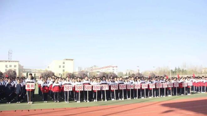 青春逐梦破纪录 赛场励志展风华—闻喜中学2026年春季田径运动会圆满落幕