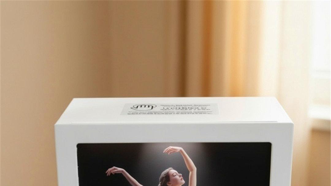 纸巾盒能有什么好创意？要做到不止于美，更给人无限的遐想