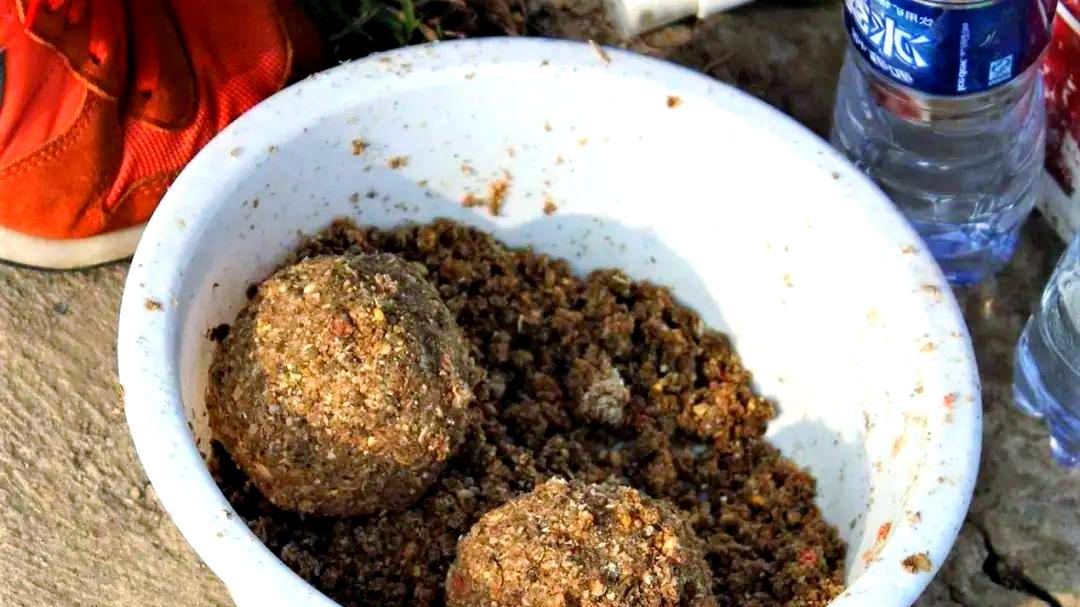 打窝四十年，才明白“诱”、“留”之道！坚持3原则，爆护真的很简单