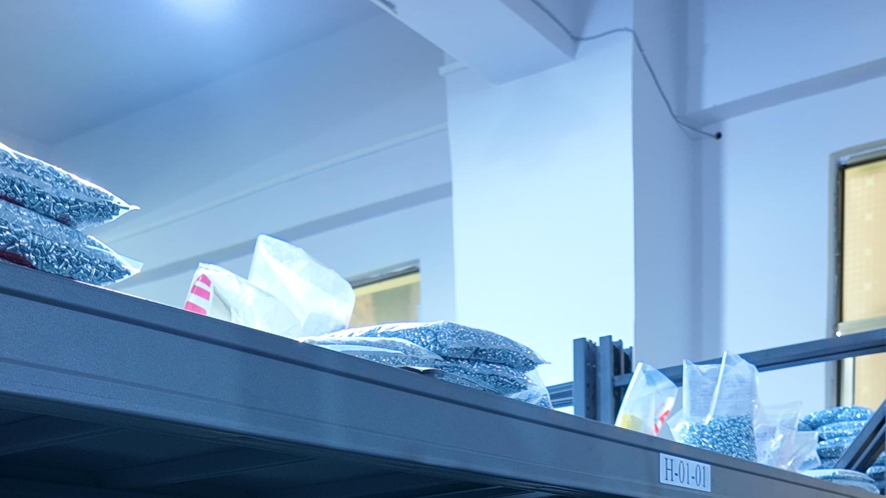 为什么非标螺丝定制的价格比标准螺丝高？