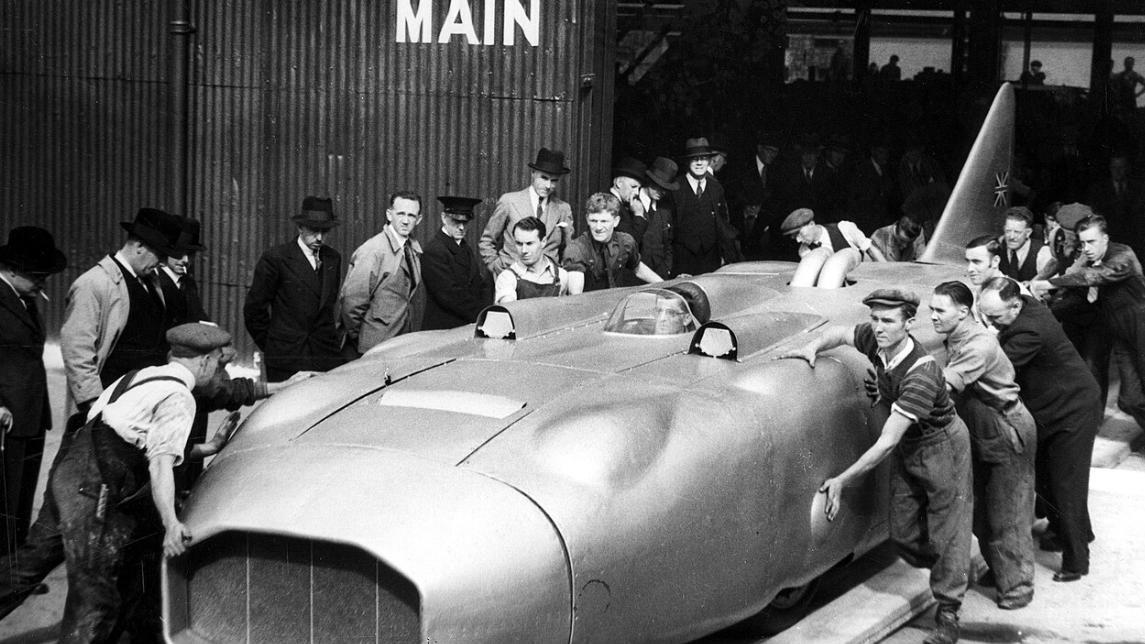 年夜饭桌上的汽车冷知识：汽车也可以超音速