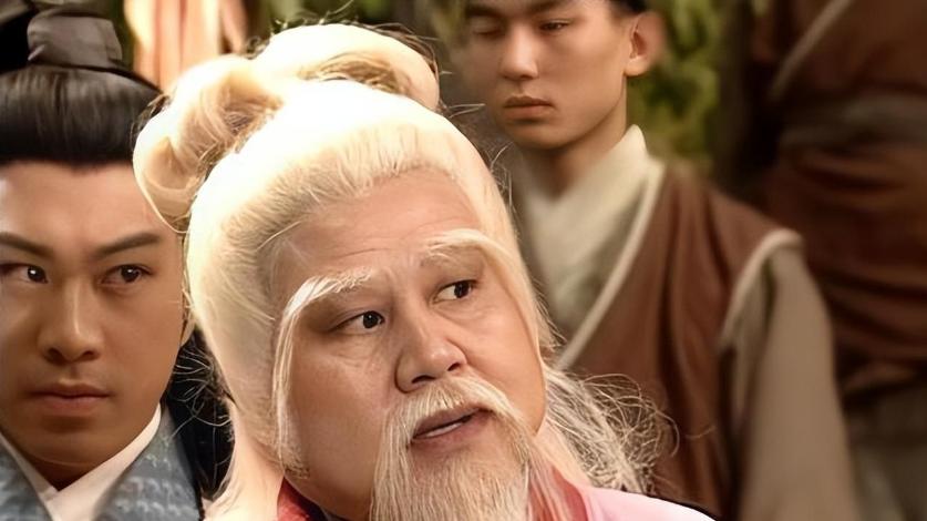 金庸送他一张英俊仙脸，送他无敌神功，他却勾引师娘，祸害江湖