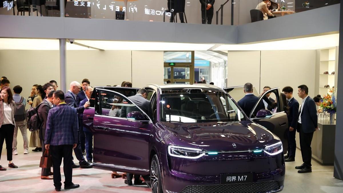 北京车展丨问界M7：不装、不卷、最懂家用的“老实车”