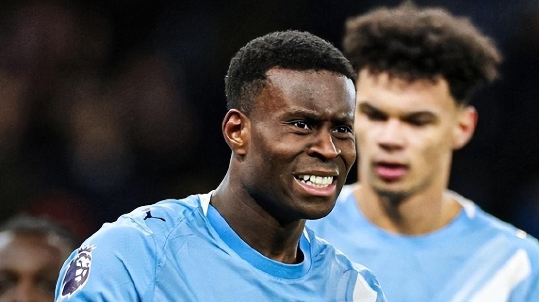 曼城2-0狼队终结四轮不胜，新援格伊首秀出色，争冠悬念回来了