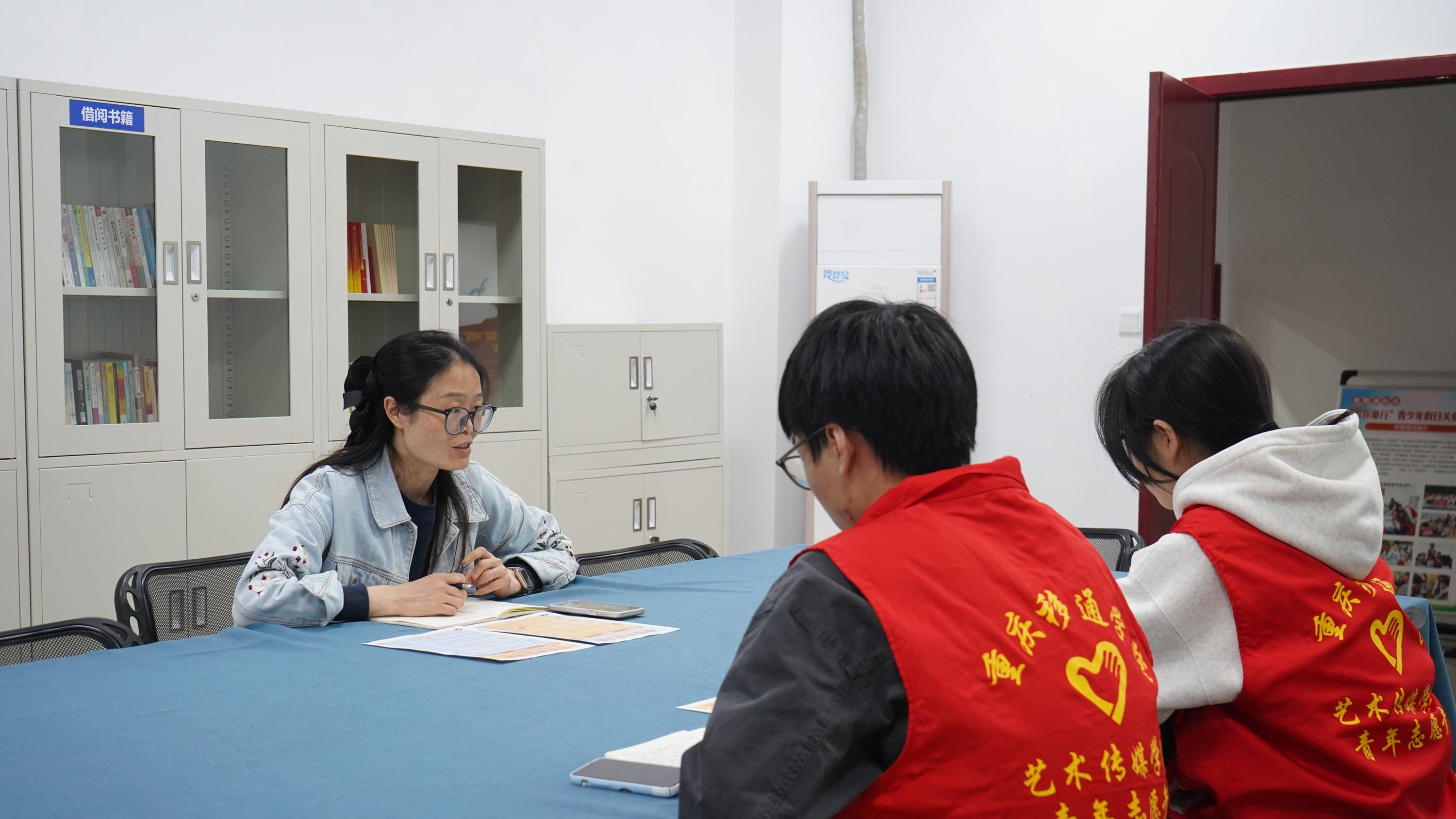 校社联动谋新篇，精准对接促服务 ——记艺术传媒学院青年志愿者协会与合川区洛阳溪社区志愿服务回访工作交