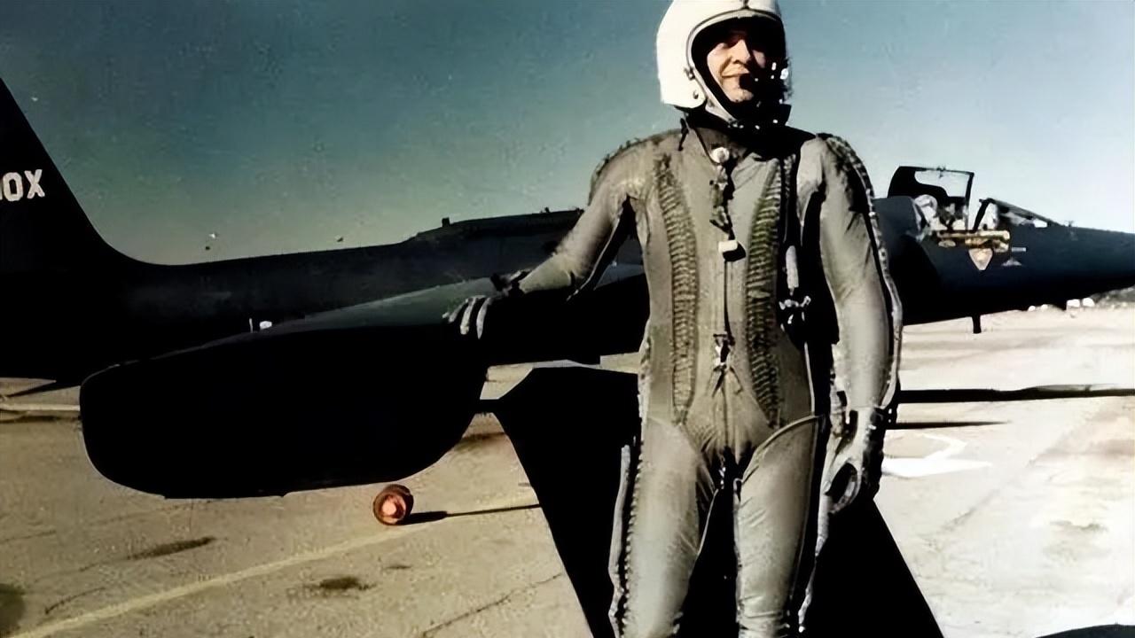 1960年，苏联高射炮对付不了美国U-2侦察机，谢列夫给出办法：用一个螺丝钉就可以