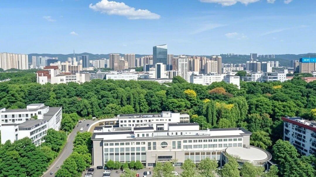 三峡电力职业学院好不好？宜学宜居又好就业！凭实力圈粉！