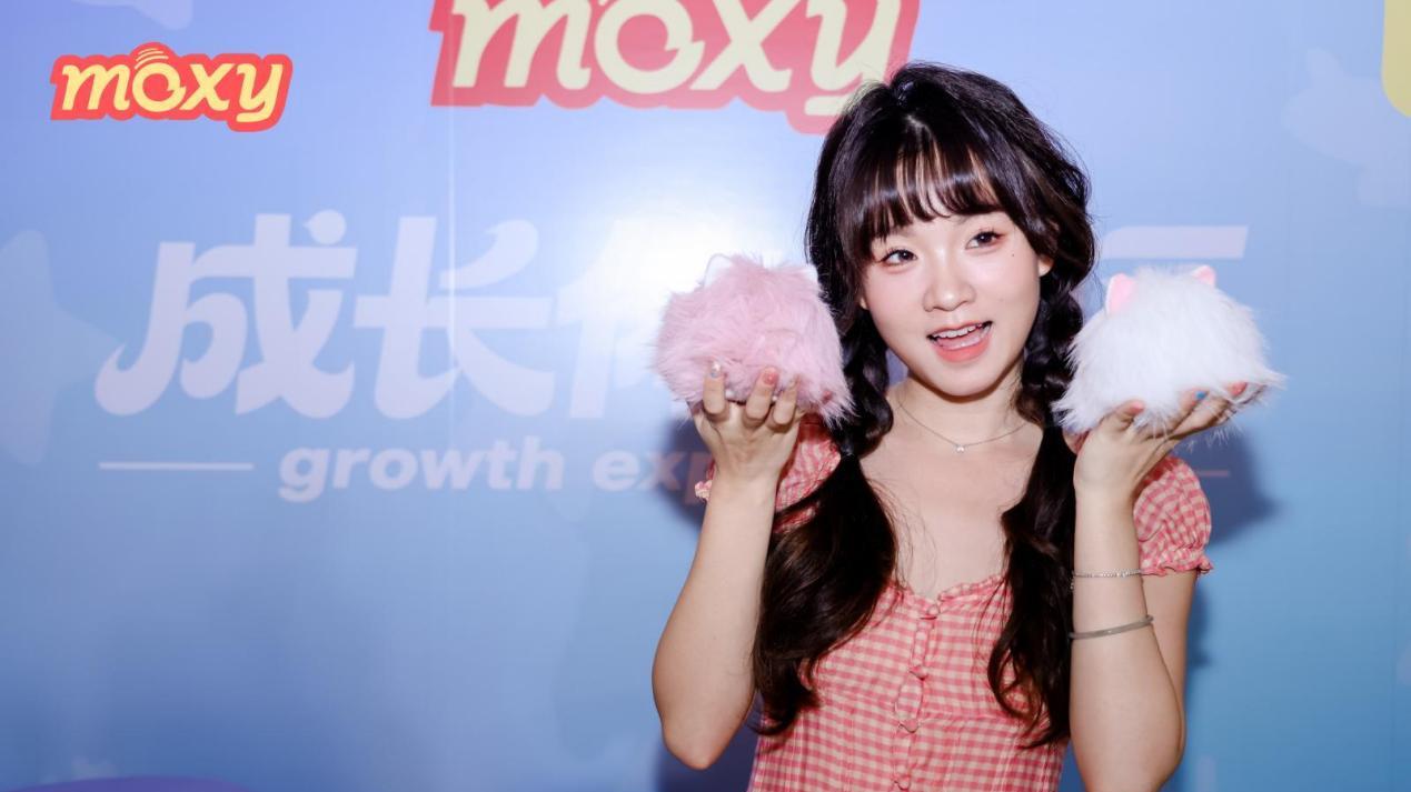 Moxy摸喜深圳发布会启幕 自研触觉 AI 陪伴机器人重塑情感陪伴新范式