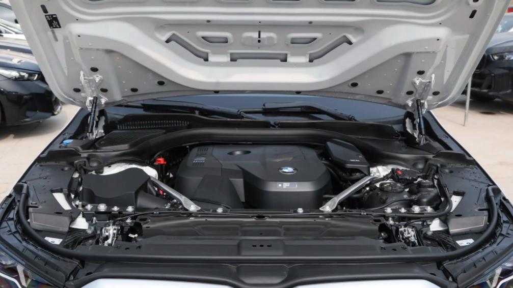 真实体验26款宝马5系，优缺点明显，家用正适合？