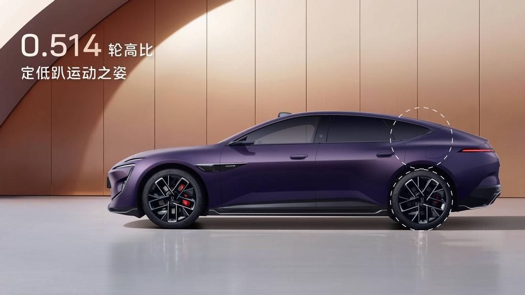 不玩高低配套路！阿维塔“双子星”亮相，真的是把友商卷麻了