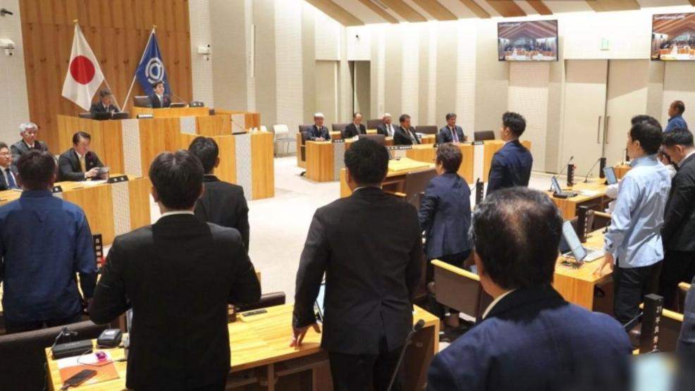 局势恶化，中日爆发5波争端，日本将登钓鱼岛，解放军战舰被锁定