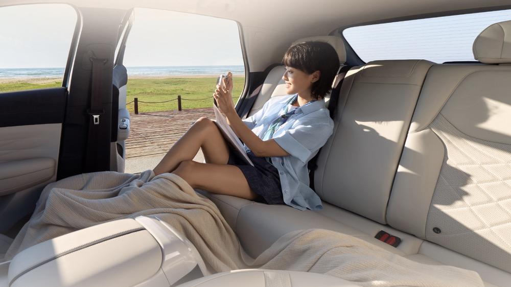 极狐T1驾控新境界：极狐汽车精准调校显实力