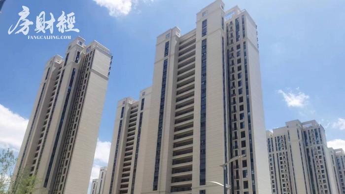 地产存量时代转型提速，龙湖经营性收入稳中有进