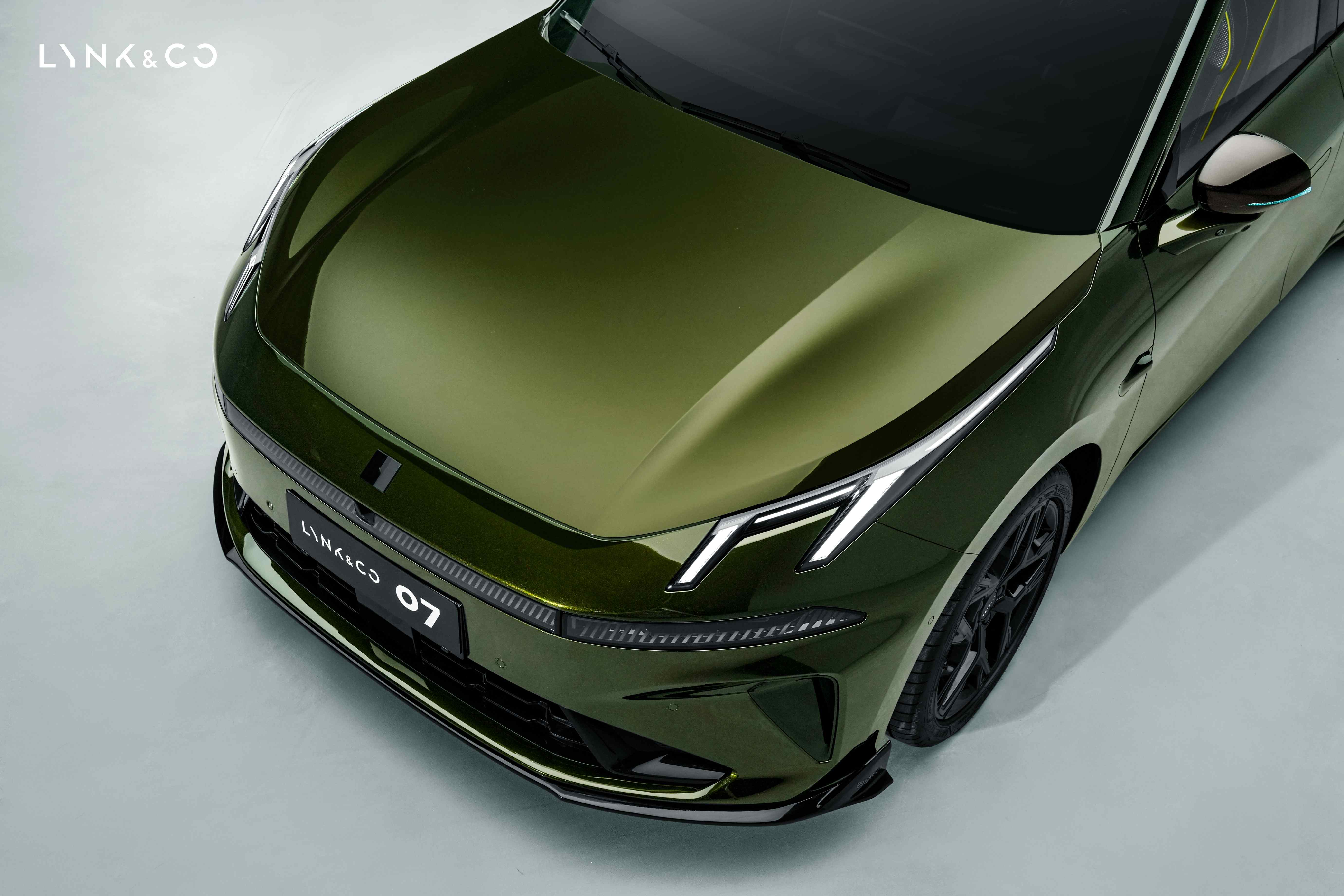 新能源联名潮玩只有噱头？领克07 EM-P和ROBBi给出新答案