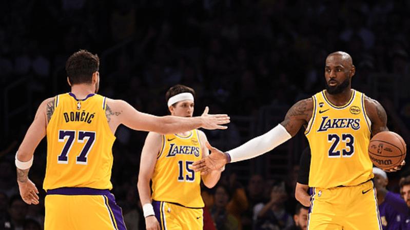 詹东里合砍79分，这一次我们从掘金身上迈过去了