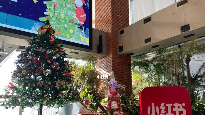 AI视频竞争升温？小红书推进研发AI剪辑产品OpenStoryline