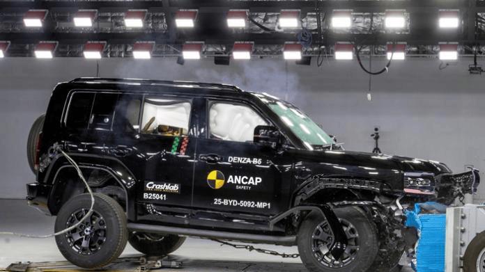 撞飞测试车反被扣8分，方程豹豹5用“太硬”拿下澳洲5星