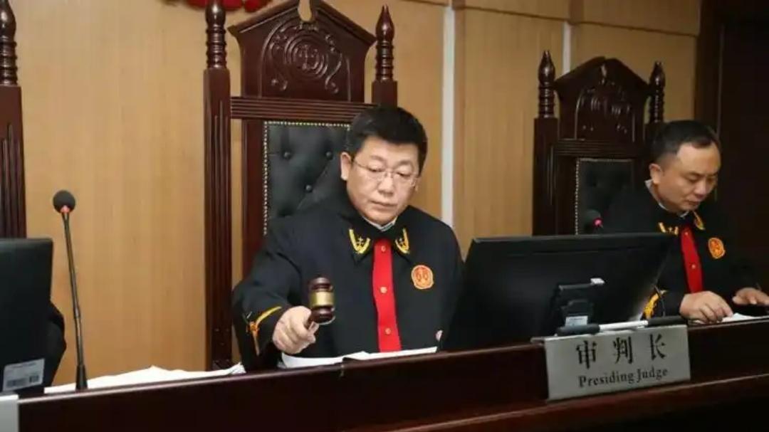 是谁粉碎了她幸福的将来？2001年武汉市“7·18”凶杀案侦破始末