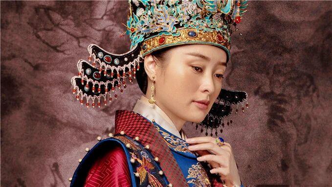 大明风华最离谱一幕：士兵敢拿刀对着张奶奶？编剧怕是不知道她儿子有多狠